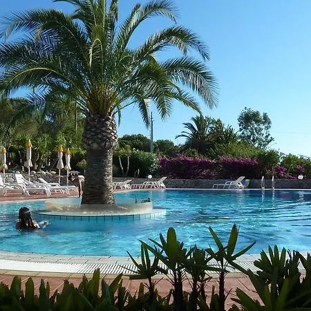Cala Dei Peducelli * カポリーヴェリ