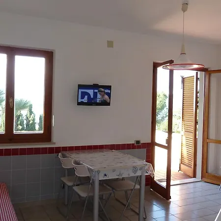 Cala Dei Peducelli * カポリーヴェリ