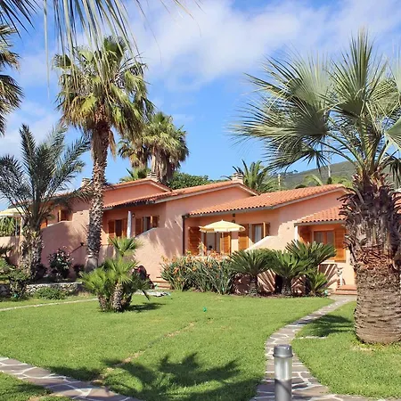 Cala Dei Peducelli アパートホテル