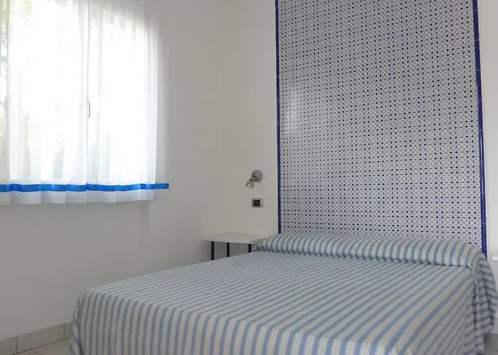 アパートホテル Cala Dei Peducelli カポリーヴェリ