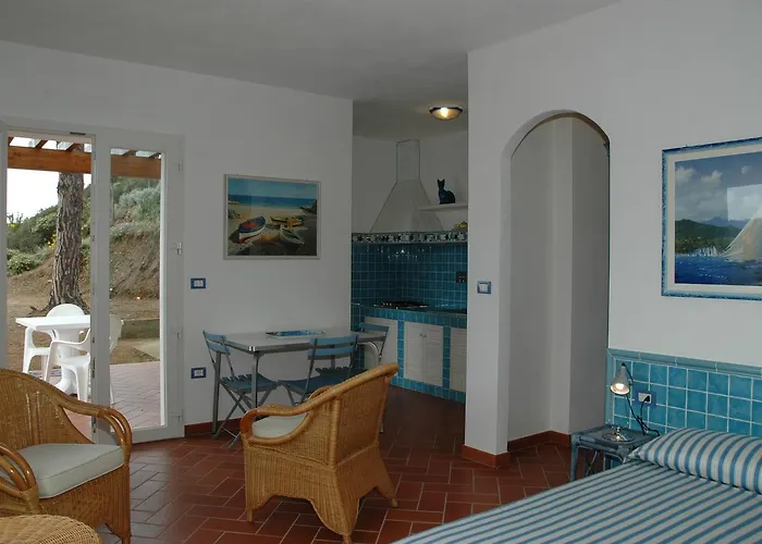 アパートホテル Cala Dei Peducelli