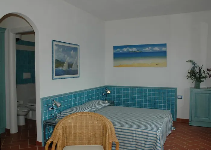 Cala Dei Peducelli アパートホテル 4*