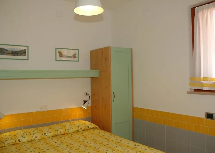 Cala Dei Peducelli Апарт-отель 4*