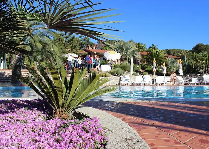 Cala Dei Peducelli Апарт-отель 4*