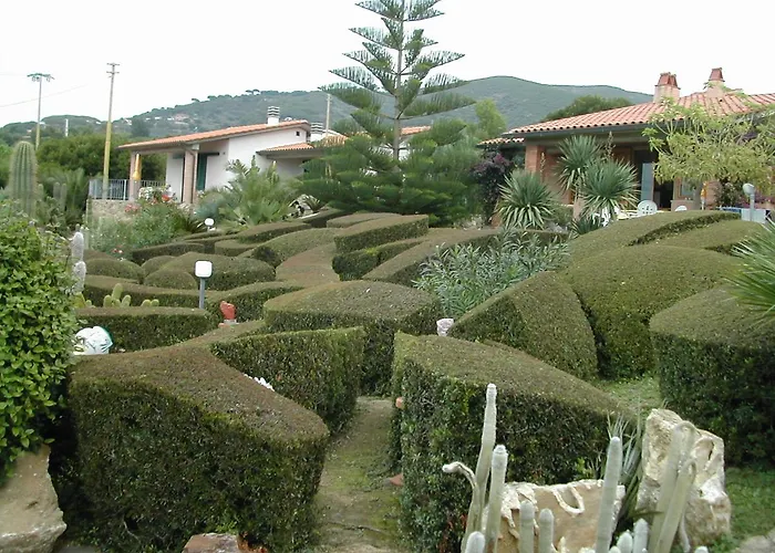 Aparthotel Cala Dei Peducelli 3*